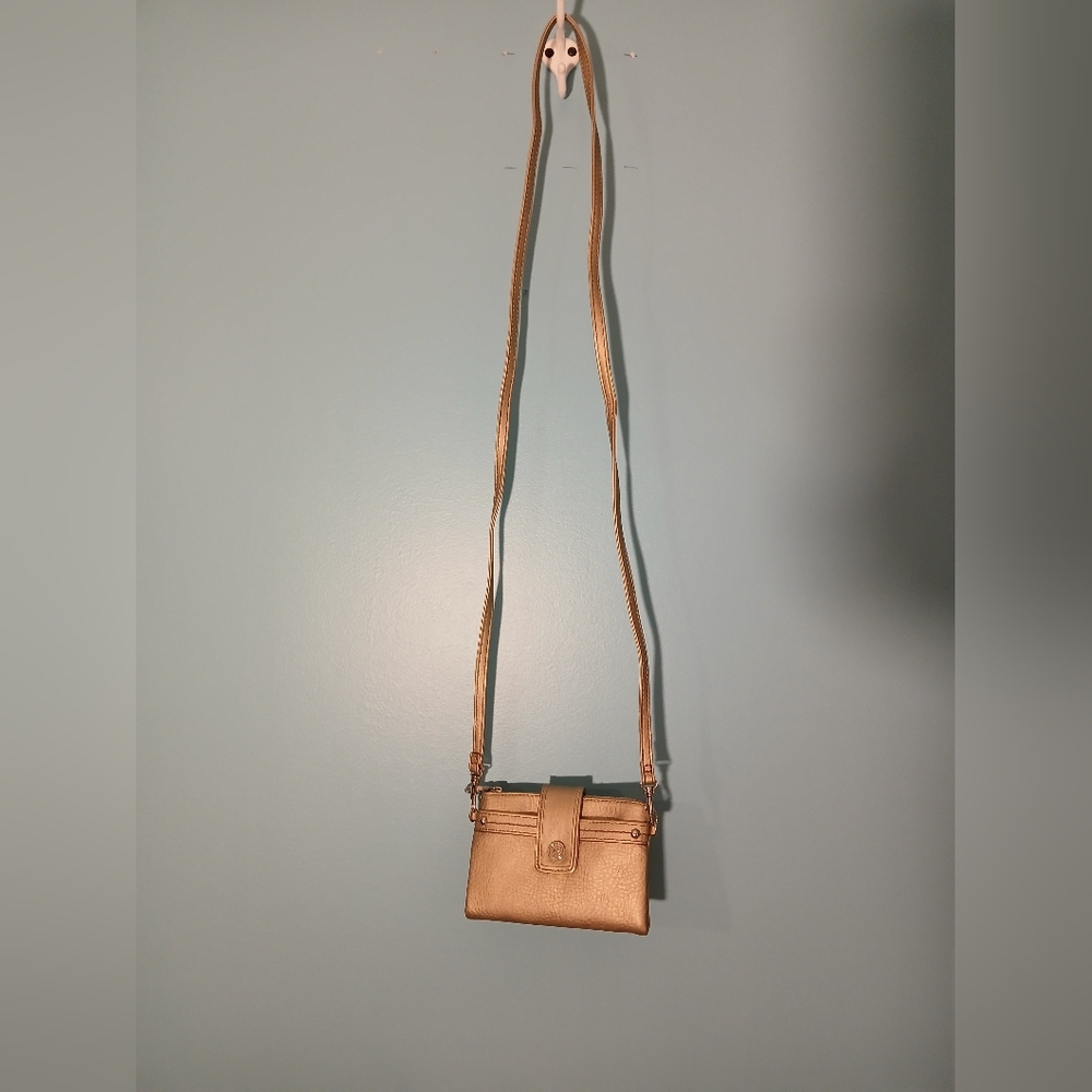 Relic Metallic Gold Wristlet With Crossbody Strap